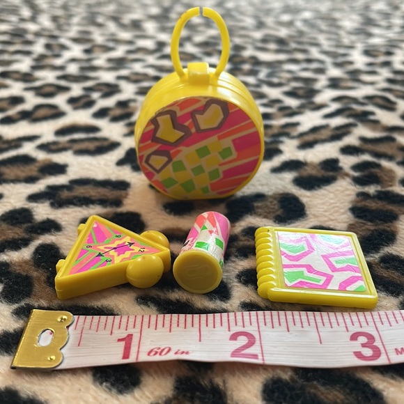 BARBIE Doll 💕 Accessories Lot Vintage 90s Neon Yellow Purse Mini 1990's Toys - Picture 17 of 17